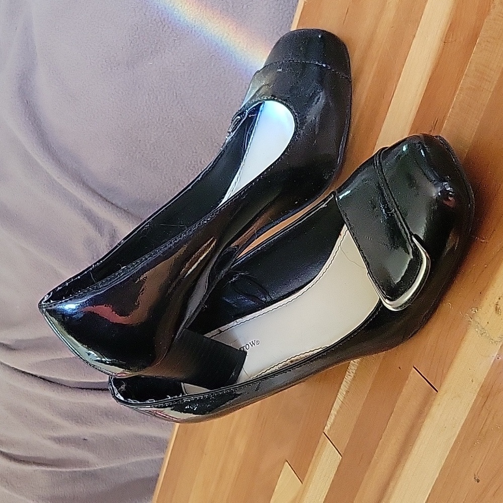 Womens Patent Leather Pumps